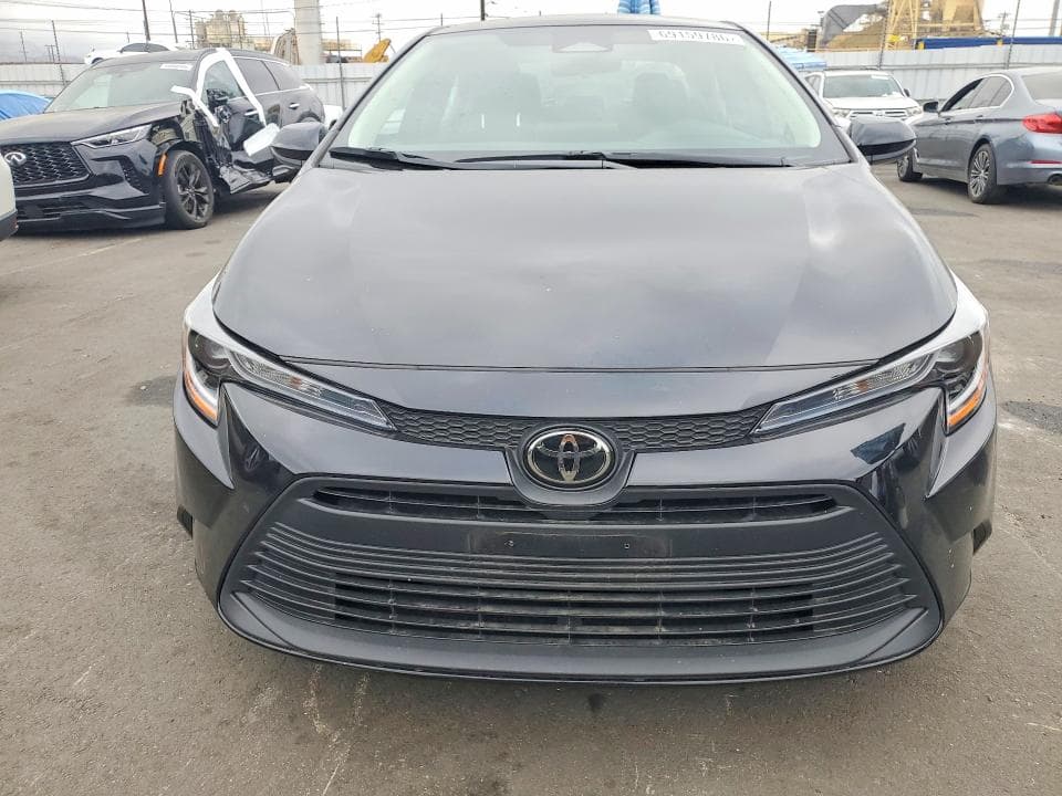 2025 TOYOTA COROLLA LE 5