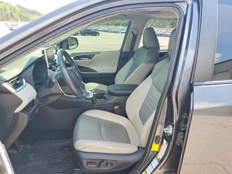 2019 TOYOTA RAV4 LIMITED 7