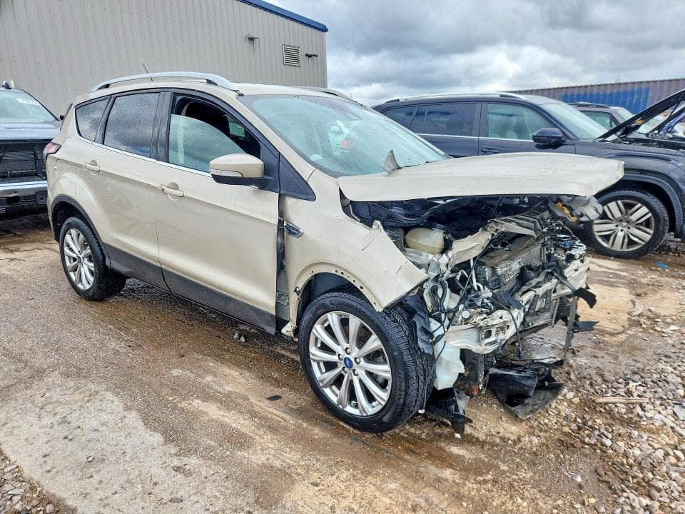 2018 FORD ESCAPE TITANIUM 4