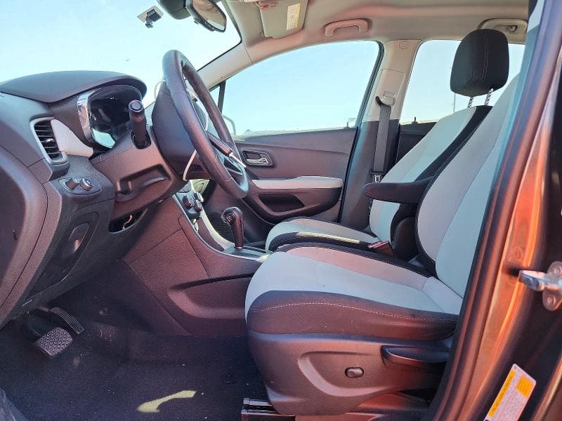 2020 CHEVROLET TRAX LS 7