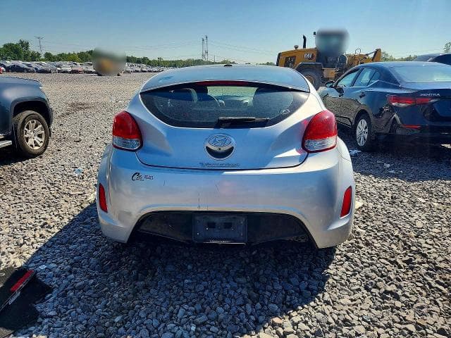 2017 HYUNDAI VELOSTER VALUE EDITION 6