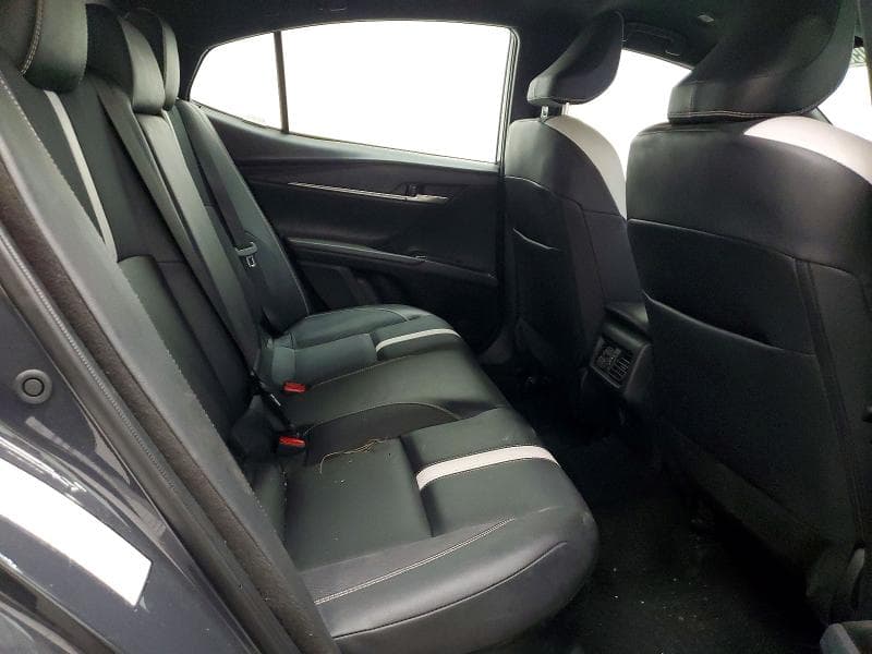2025 TOYOTA CAMRY SE 10