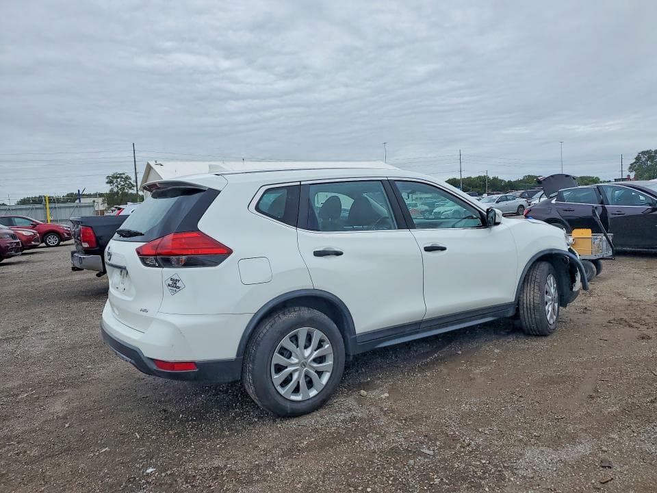 2017 NISSAN ROGUE S 3