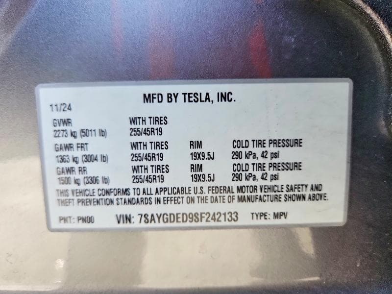 2025 TESLA MODEL Y 14