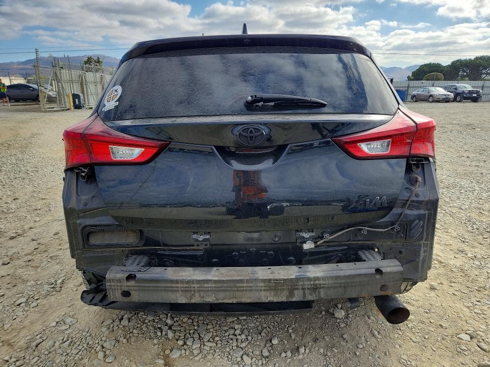 2018 TOYOTA COROLLA IM BASE 6