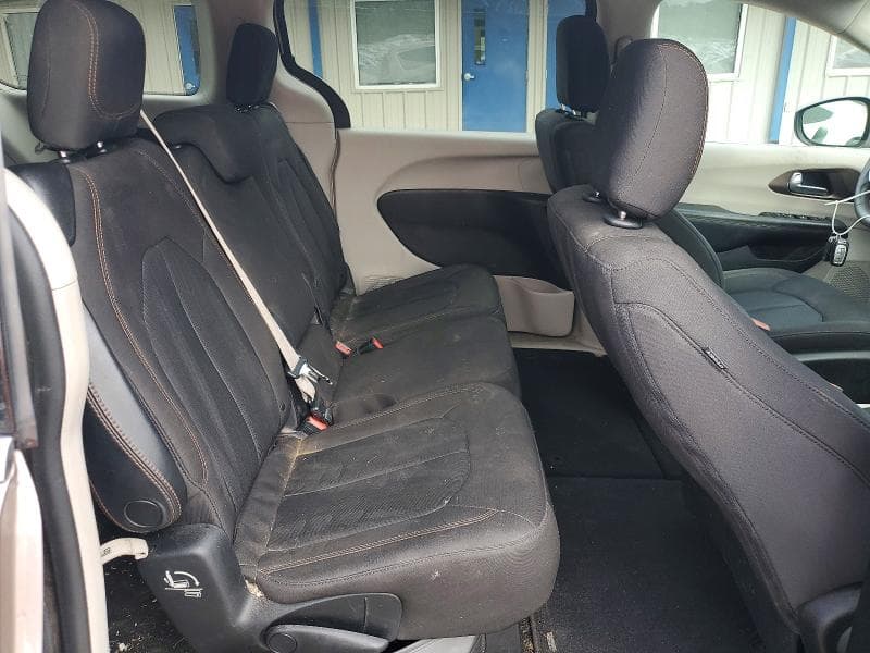 2017 CHRYSLER PACIFICA TOURING 11