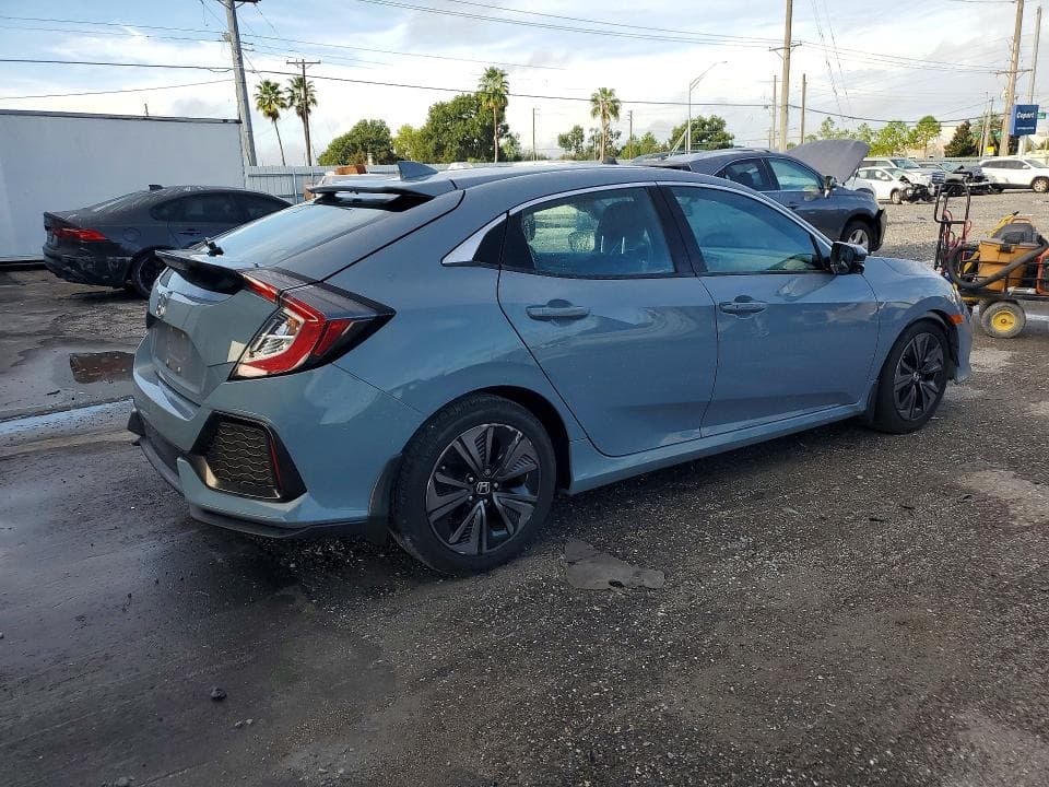 2017 HONDA CIVIC EX 3