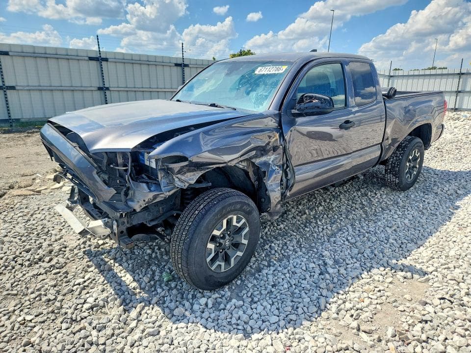 2019 TOYOTA TACOMA SR