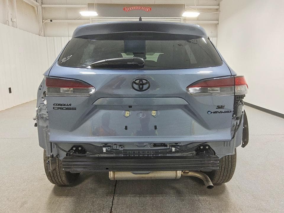 2026 TOYOTA COROLLA CROSS HYBRID SE 6