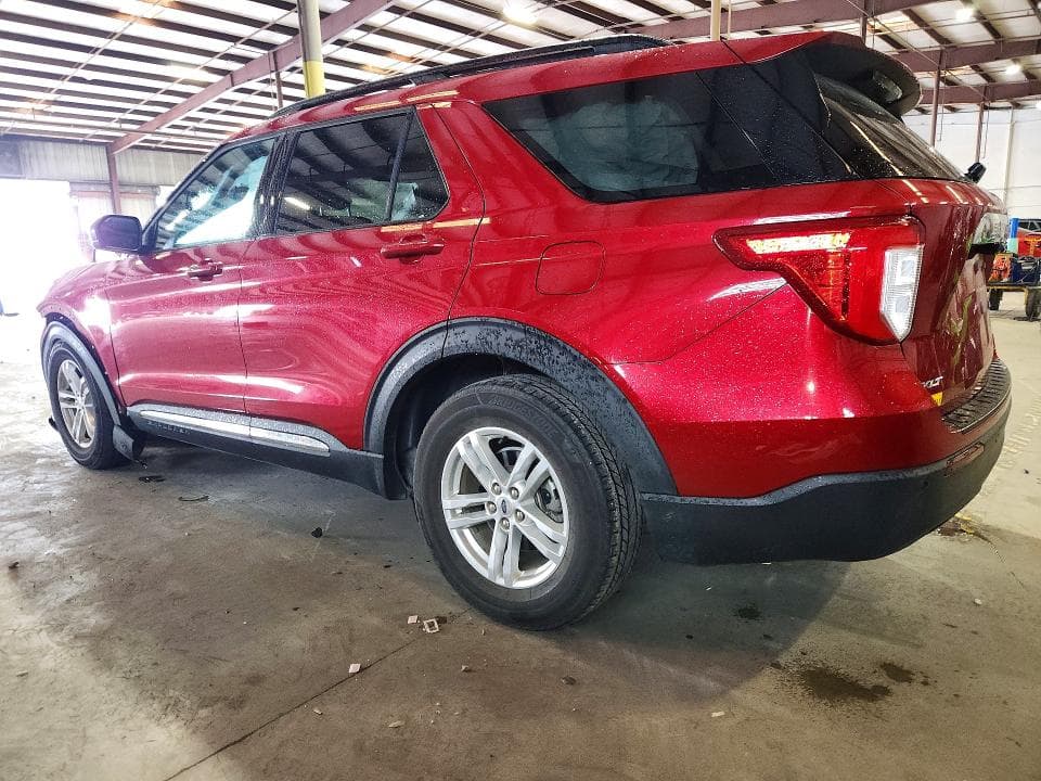 2022 FORD EXPLORER XLT 2