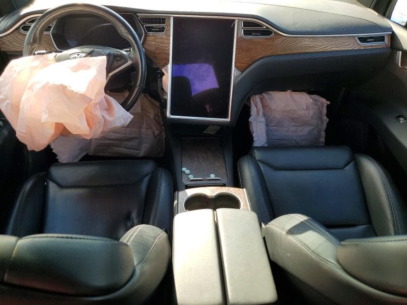 2018 TESLA MODEL X 8