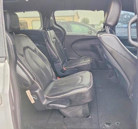 2020 CHRYSLER PACIFICA LIMITED 11