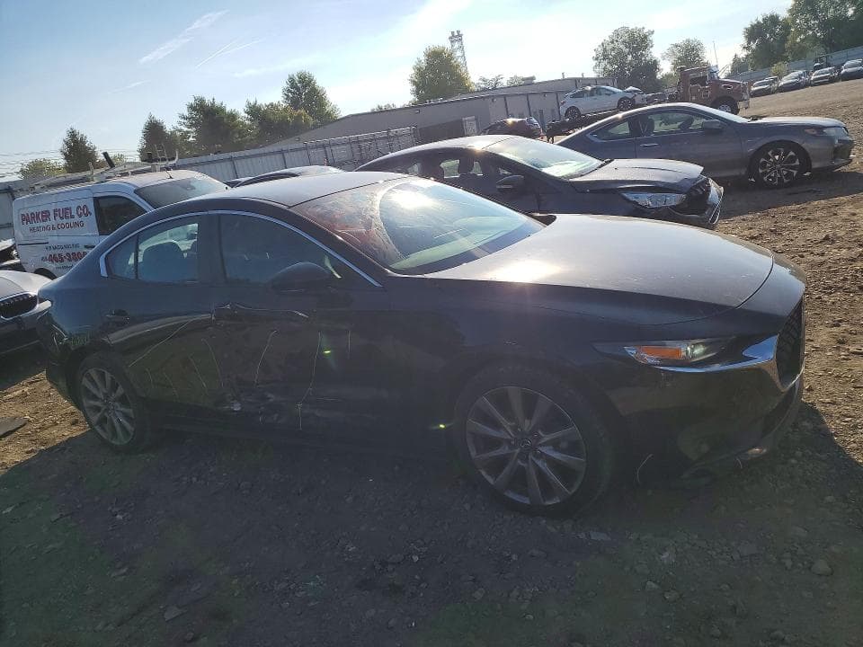 2021 MAZDA 3 SELECT 4