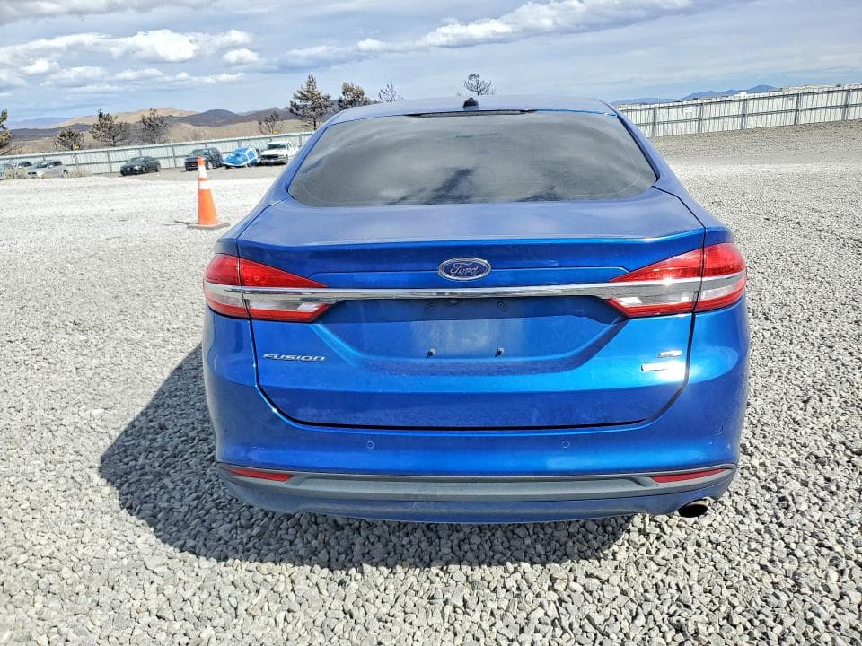 2017 FORD FUSION SE 6