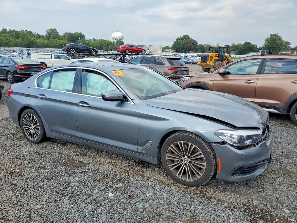 2017 BMW 530 XI 4