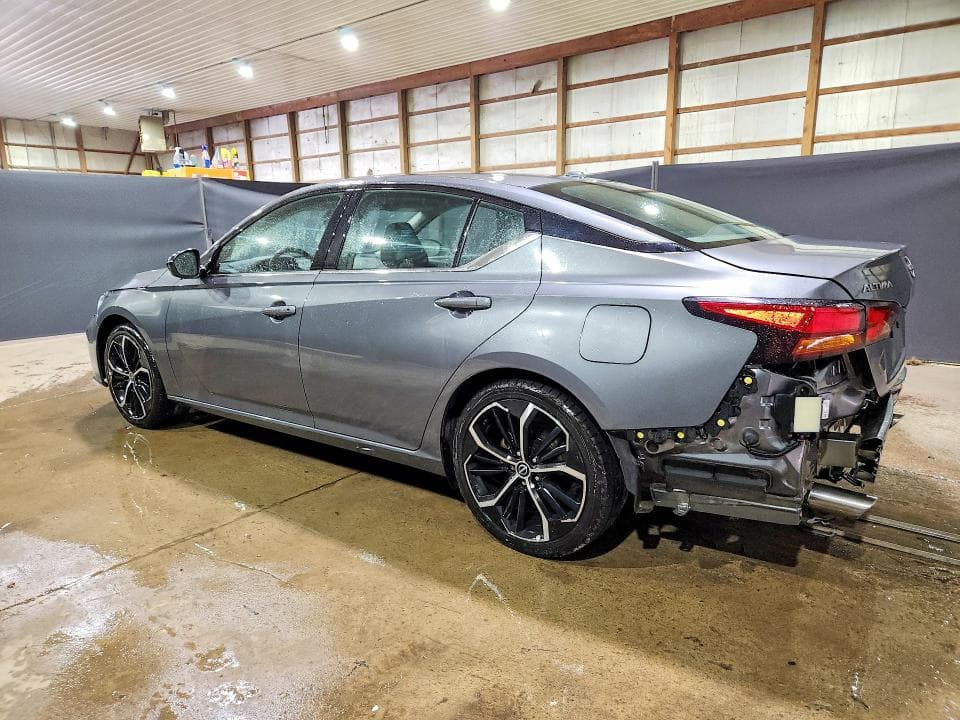 2024 NISSAN ALTIMA SR 2