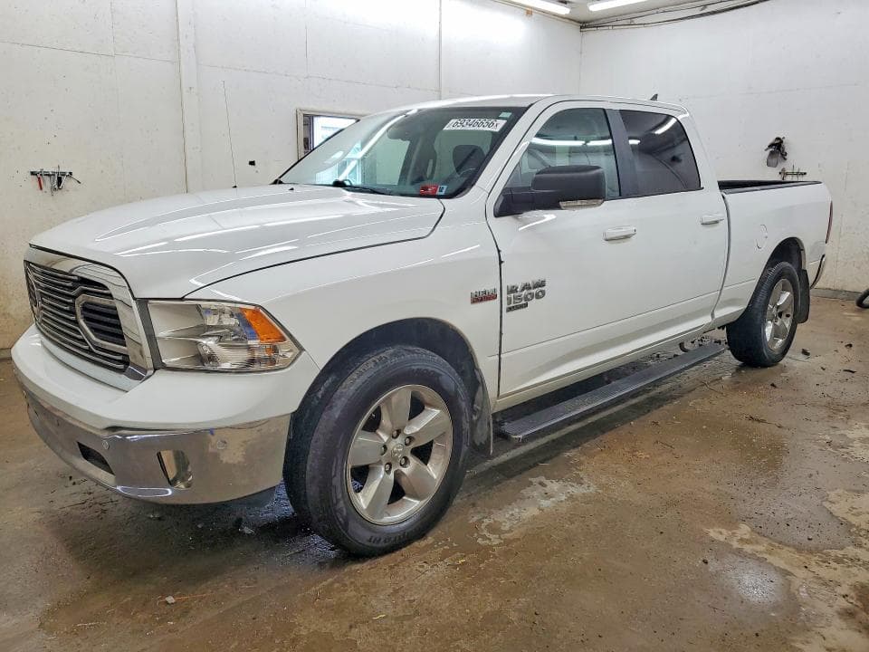 2019 RAM 1500 CLASSIC SLT - 1