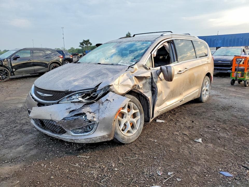 2017 CHRYSLER PACIFICA TOURING L PLUS - 1