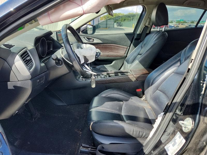 2018 MAZDA 3 TOURING 7