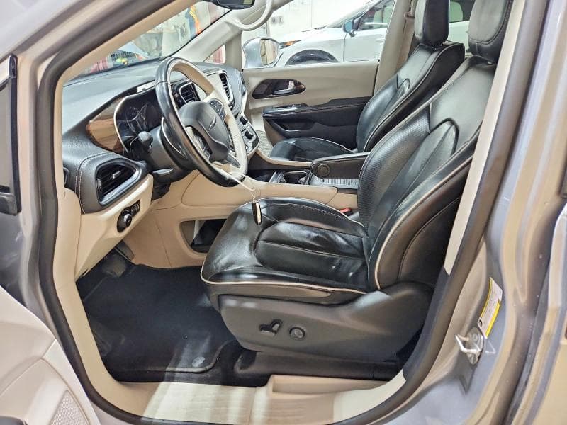 2021 CHRYSLER PACIFICA LIMITED 7