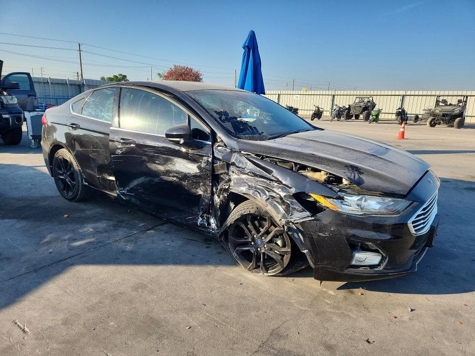 2020 FORD FUSION SE 4