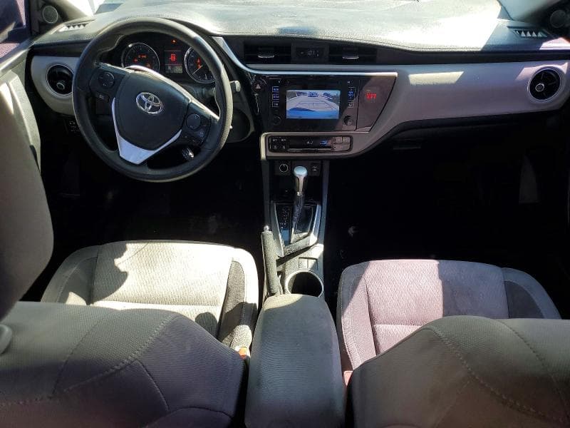 2018 TOYOTA COROLLA LE 8