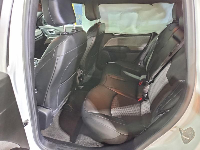2025 JEEP COMPASS LATITUDE 11