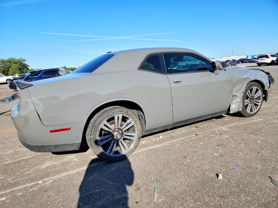 2019 DODGE CHALLENGER SXT 3