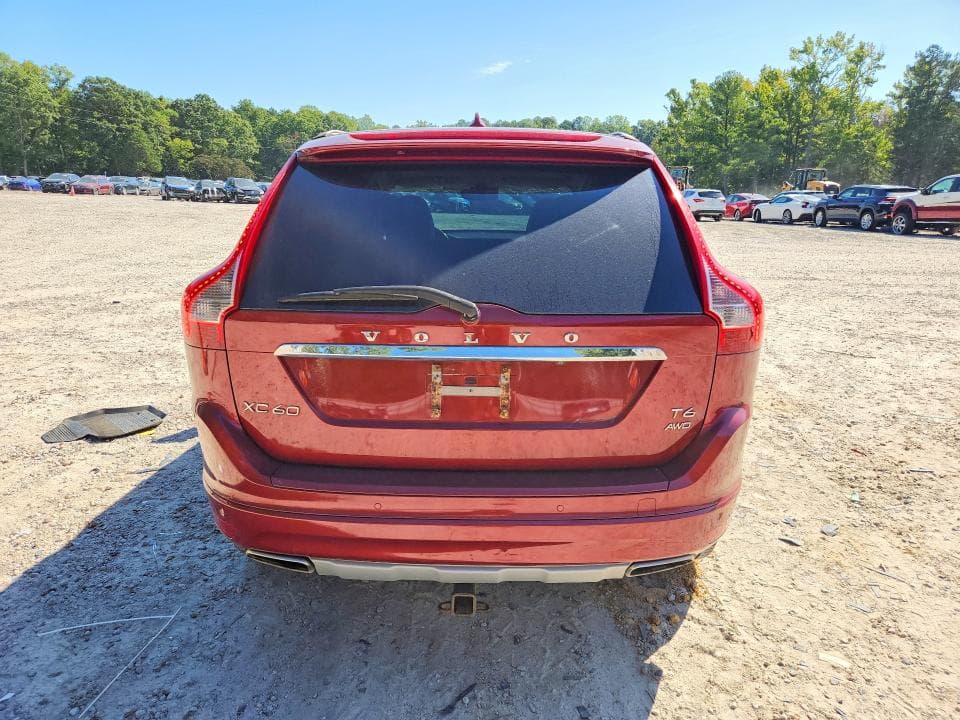 2017 VOLVO XC60 T6 INSCRIPTION 6