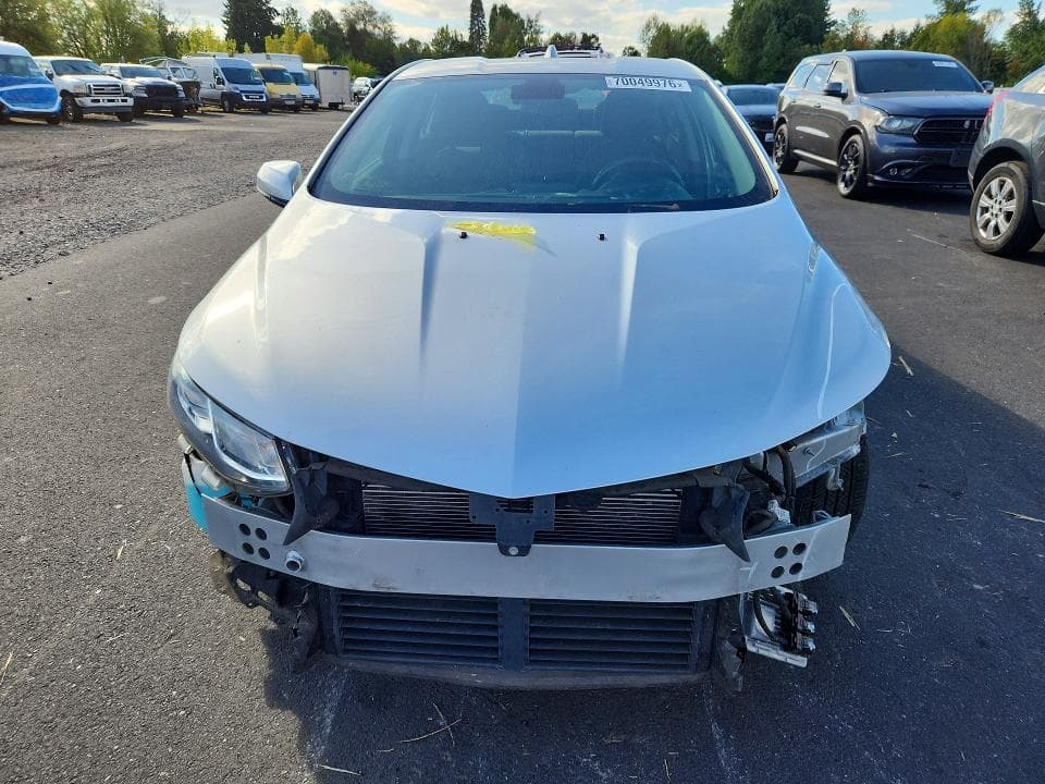 2017 CHEVROLET VOLT LT 5