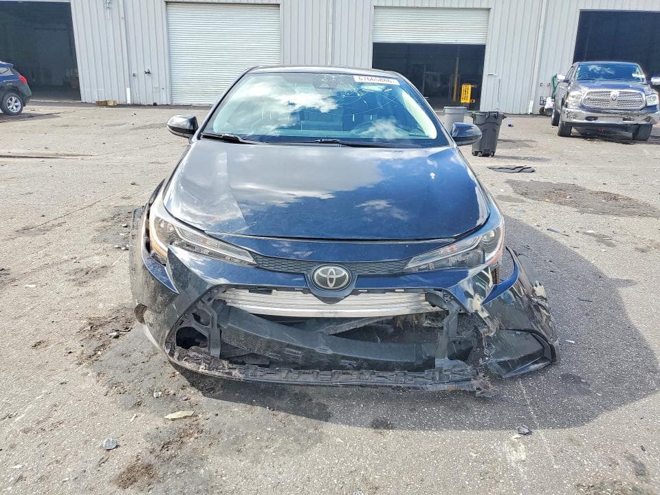 2021 TOYOTA COROLLA LE 5
