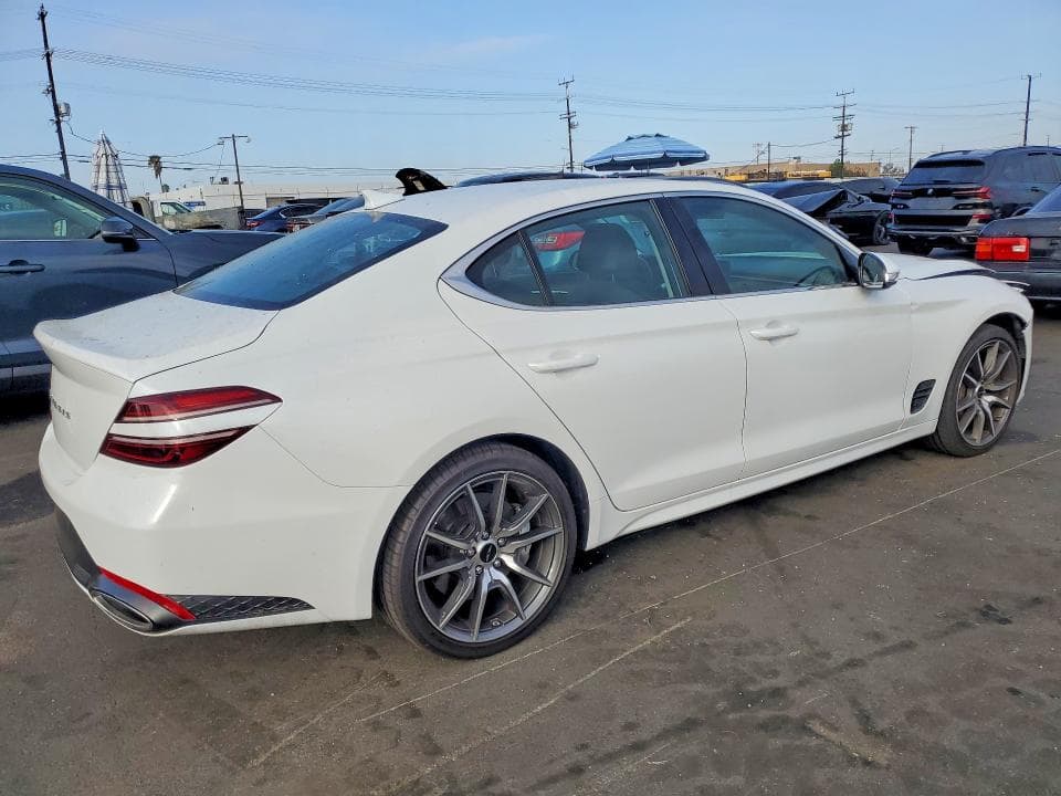 2026 GENESIS G70 2.5T STANDARD 3