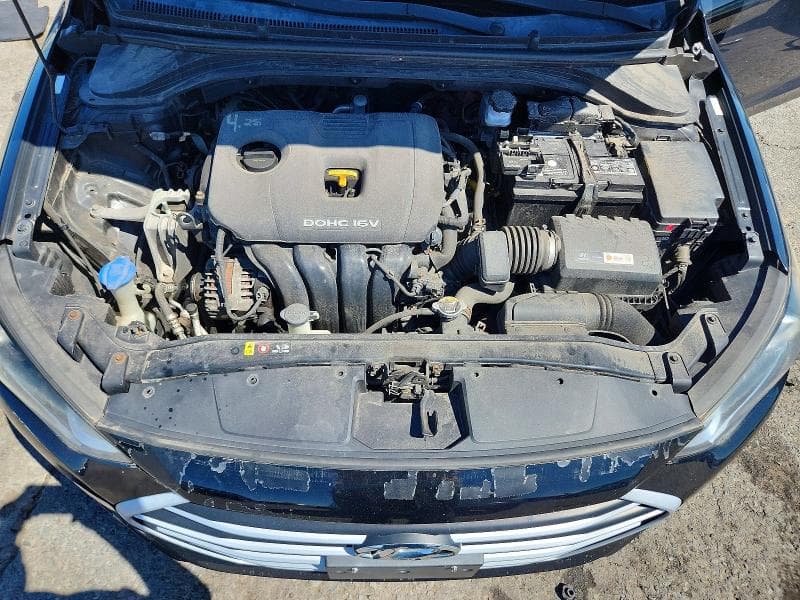 2017 HYUNDAI ELANTRA SE 11