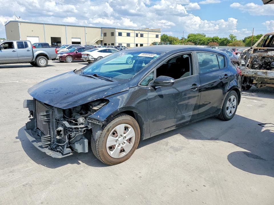 2017 KIA FORTE5 LX - 1
