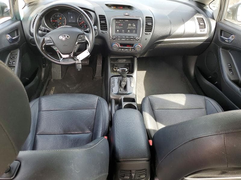 2017 KIA FORTE EX 8
