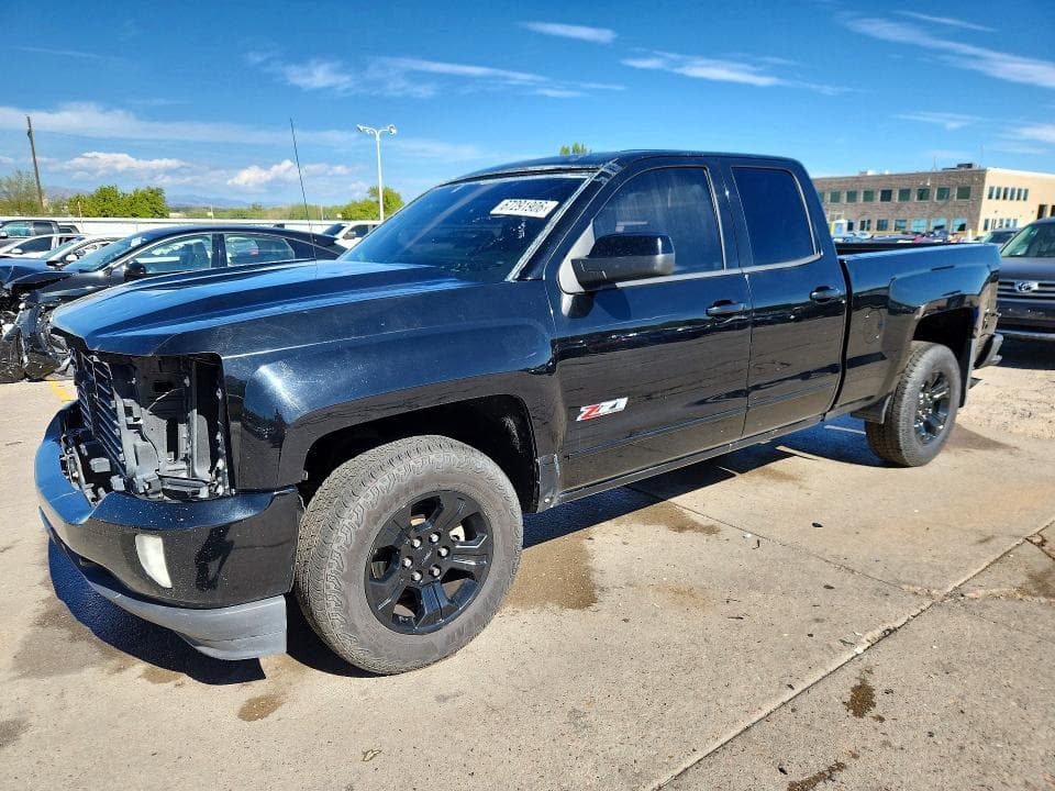 2017 CHEVROLET SILVERADO K1500 LT - 1