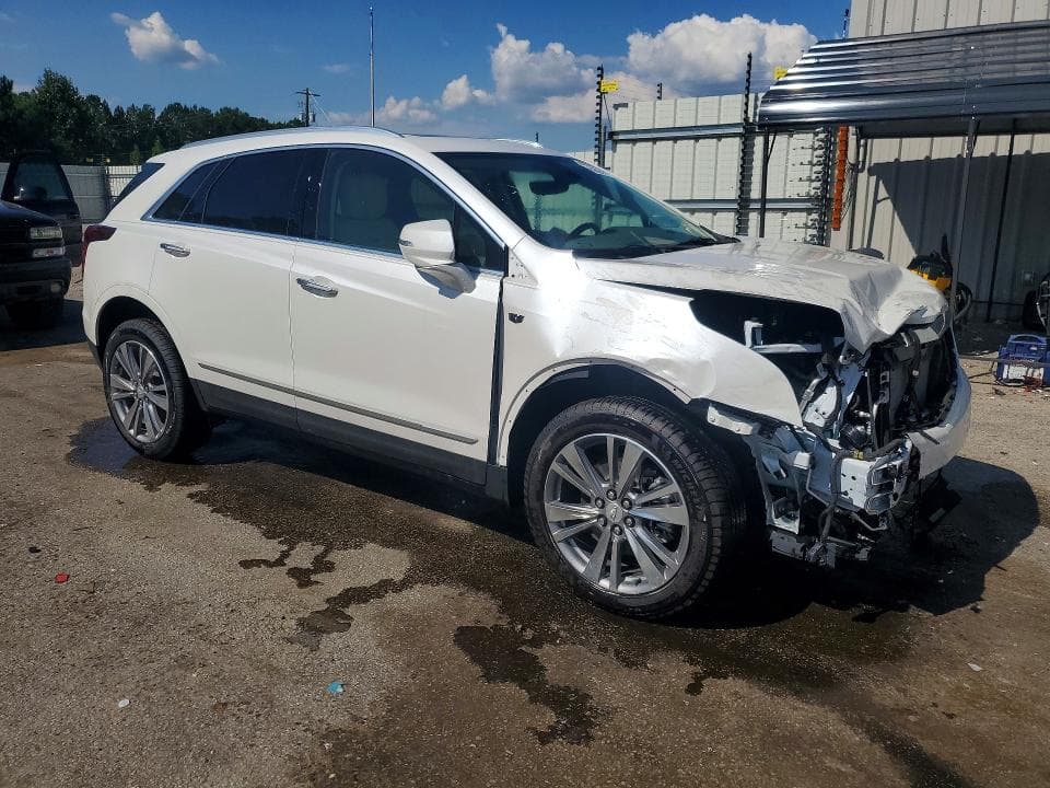 2025 CADILLAC XT5 PREMIUM LUXURY 4
