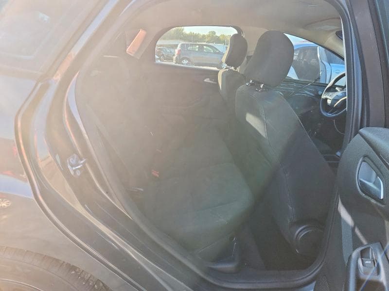 2017 FORD FOCUS SE 10