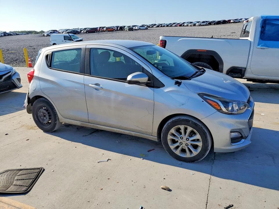 2021 CHEVROLET SPARK 1LT (LT) 4