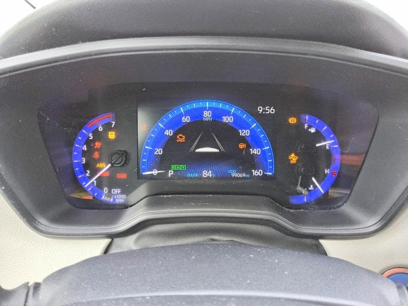 2020 TOYOTA COROLLA LE 9