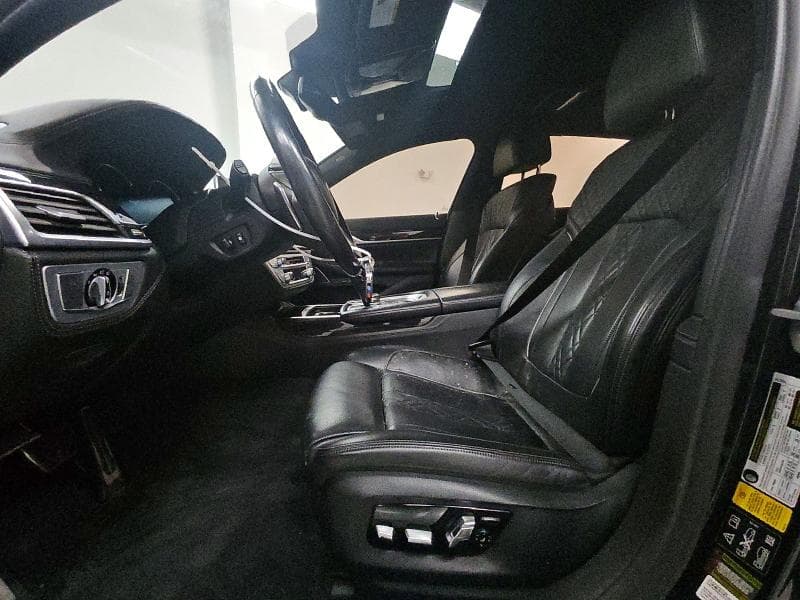 2019 BMW 750 XI 7