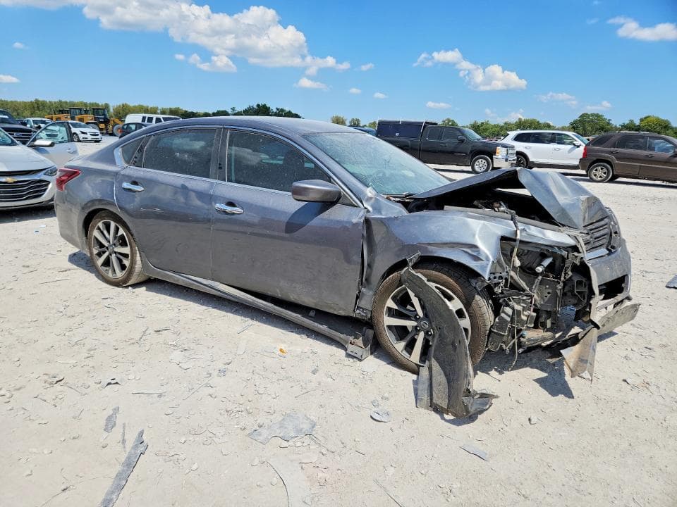 2017 NISSAN ALTIMA 2.5 SR 4