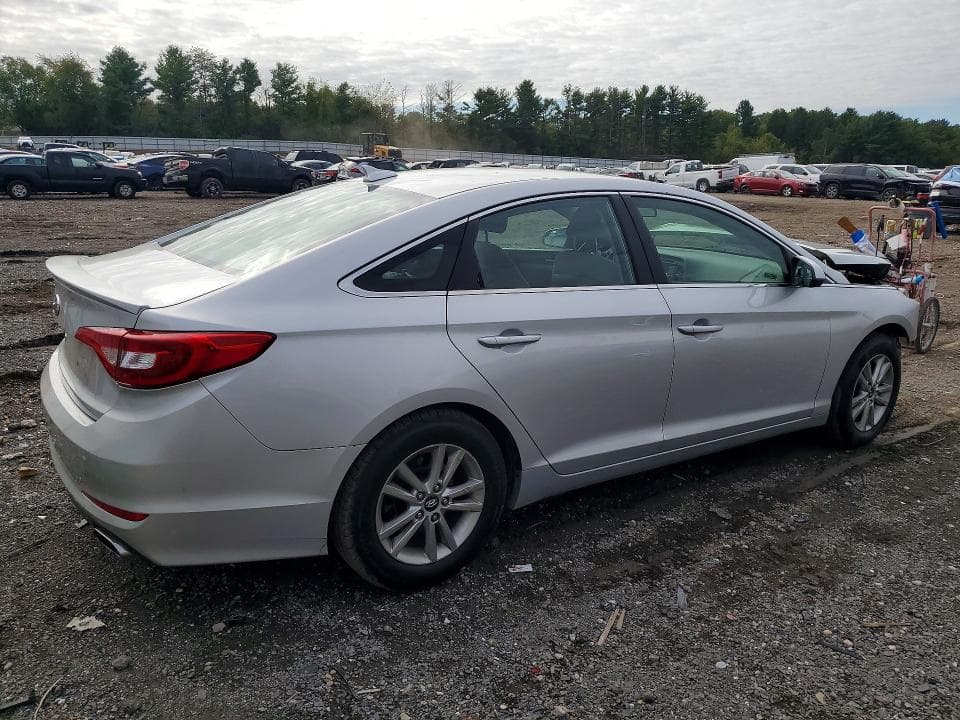 2017 HYUNDAI SONATA SE 3