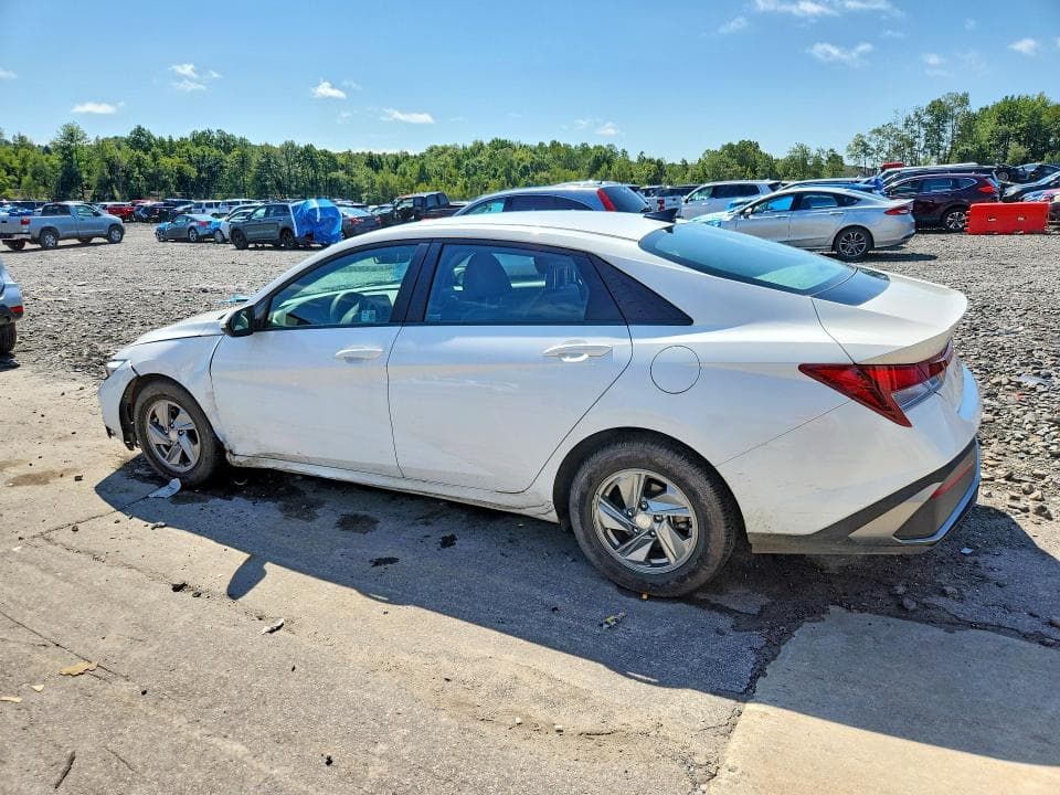 2024 HYUNDAI ELANTRA SE 2