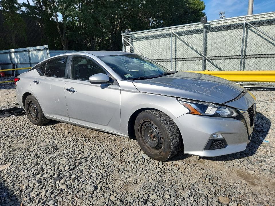 2019 NISSAN ALTIMA S 4