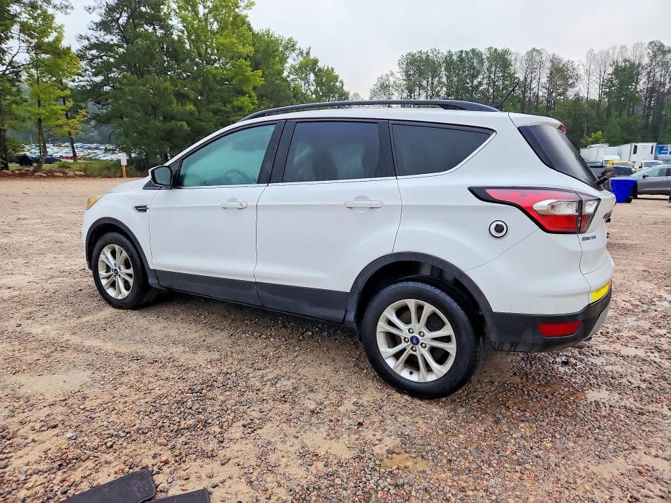 2018 FORD ESCAPE SEL 2