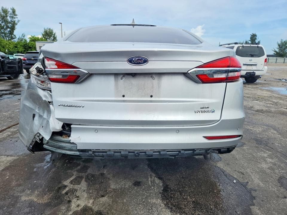 2019 FORD FUSION SE 6