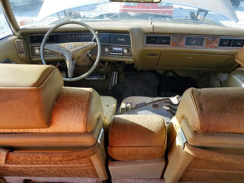 1971 CADILLAC FLEETWOO 8