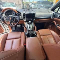 2017 PORSCHE CAYENNE SE HYBRID PLATINUM 9