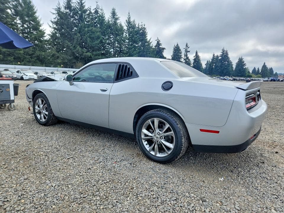 2021 DODGE CHALLENGER SXT 2